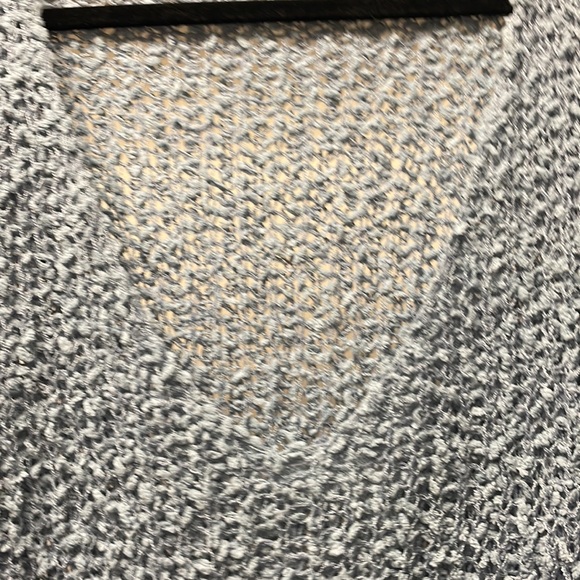 SHEIN sweater - Picture 2 of 4